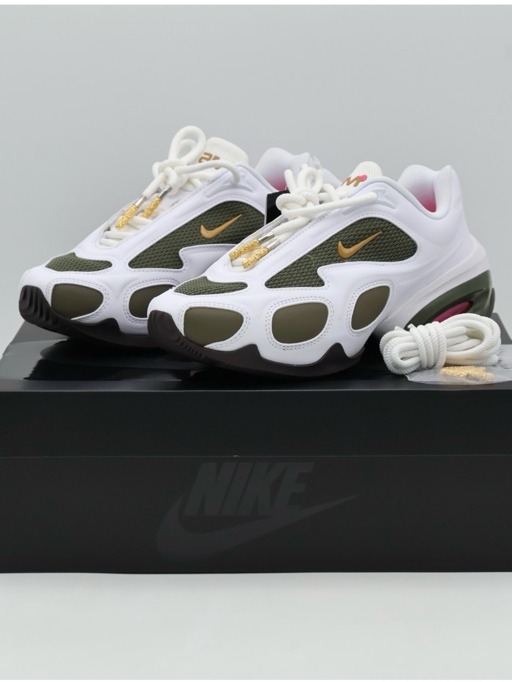Veneta Carter air max muse